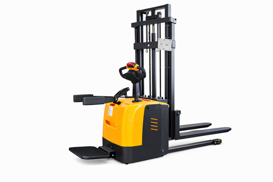 Patín eléctrico hombre parado